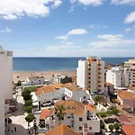Family View - Da Rocha *